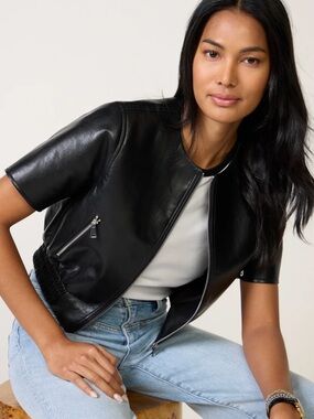 Evereve Billie Leather Bomber Black Short Sleeve Jacket - new